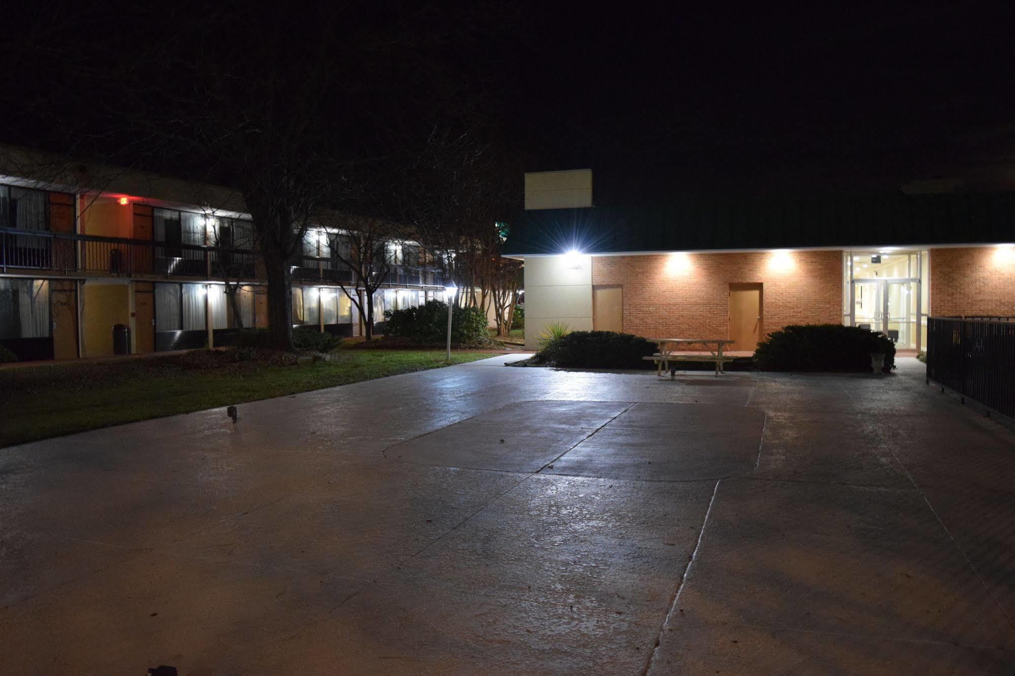 Quality Inn Roanoke Airport Ngoại thất bức ảnh