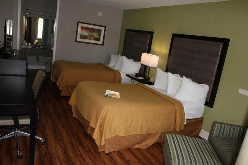 Quality Inn Roanoke Airport Ngoại thất bức ảnh